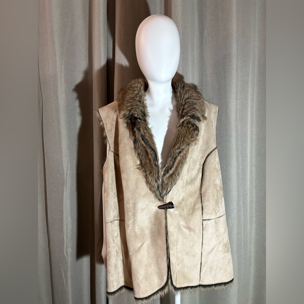 Women's Beige Faux Fur Vest